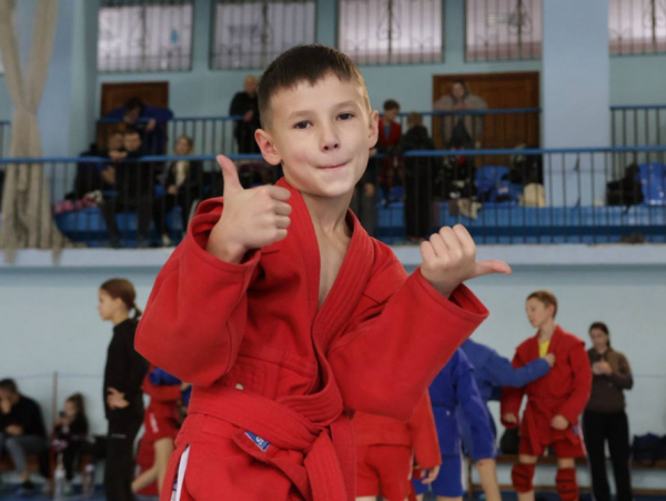 Спорт як символ незламності в умовах війни: у Кривому Розі відбувся чемпіонат області з боротьби самбо7
