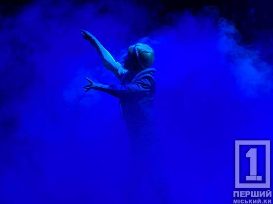 «Усі дорослі спочатку були дітьми, тільки мало хто з них про це пам’ятає»: АМТМПМ «Академія руху» запрошує на виставу «Омріяні зорі»2