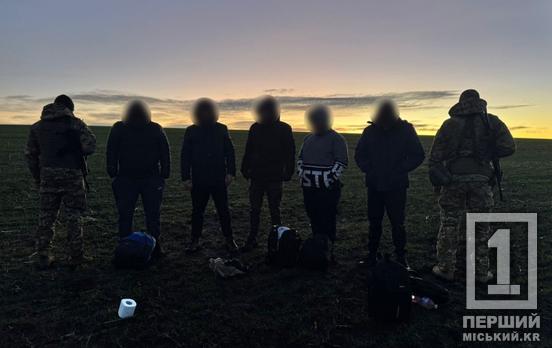 Чоловіки з Дніпропетровщини та ще трьох областей намагалися втекти з України: їх забезпечили позашляховиком