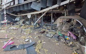 Двоє людей загинули внаслідок російського удару по центру селища Покровське на Дніпропетровщині1