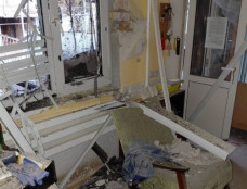 Двоє людей загинули внаслідок російського удару по центру селища Покровське на Дніпропетровщині8