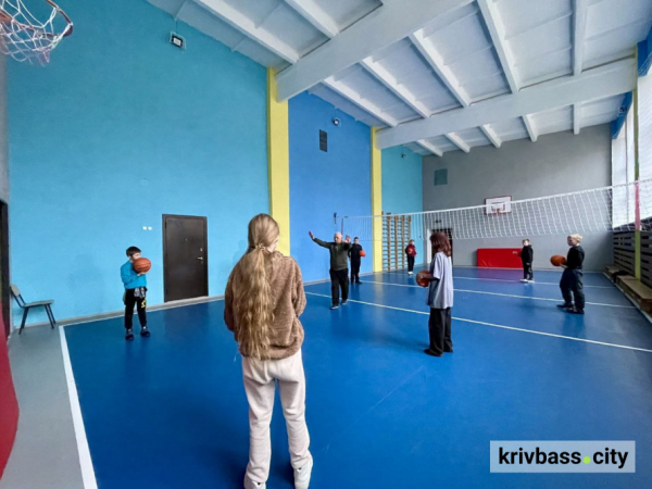 ГЗК Метінвесту допомагають проводити ремонти у Глеюватській громаді3