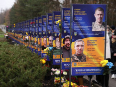 Кривий Ріг пам’ятає: у Покровському районі відкрили вже п'яту у місті Алею Слави, присвячену 324 полеглим  Героям9