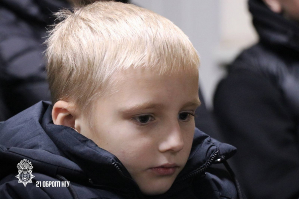 Нагороди посмертно: у Кривому Розі сім`ям полеглих нацгвардійців передали державні нагороди6