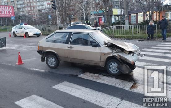 Не розібралися з пріоритетністю на дорозі: у автотрощі на Зарічному постраждало двоє людей