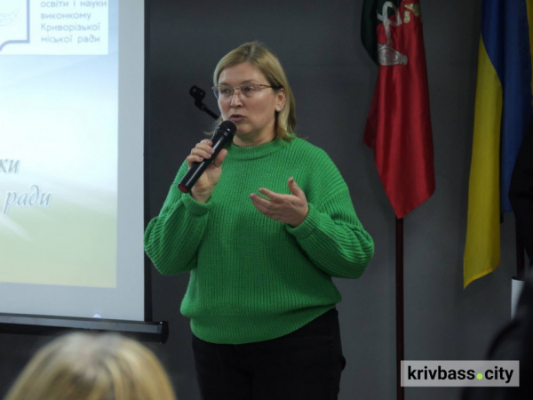 Нове покоління лідерів: школярі Кривого Рогу представили стратегію успіху на щорічному Саміті2
