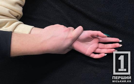 Обіцяли «золоті гори»: на Дніпропетровщині перед судом постане трійця, яка вербувала дівчат для сексуального рабства закордоном