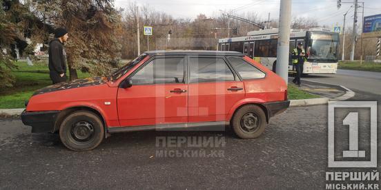 Огляд закрила інша автівка: на Розвилці не розминулися ВАЗ та Lanos1