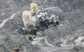 Сьогодні вдень у Кривому Розі двічі пролунають вибухи. Для мешканців – без загроз0