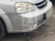 У Кривому Розі на дорозі не роз'їхалися дві автівки1