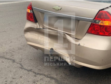 У Кривому Розі на дорозі не роз'їхалися дві автівки0