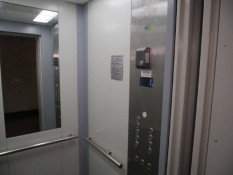 У Кривому Розі триває оновлення ліфтів у багатоповерхівках0