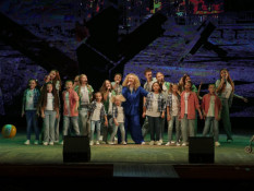 У Кривому Розі відзначили 20 найкращих учасників поетичного марафону «Нескорені 2025»6