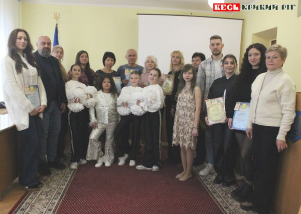 Працівників культури та народних майстрів відзначили в Інгулецькій райраді в Кривому Розі