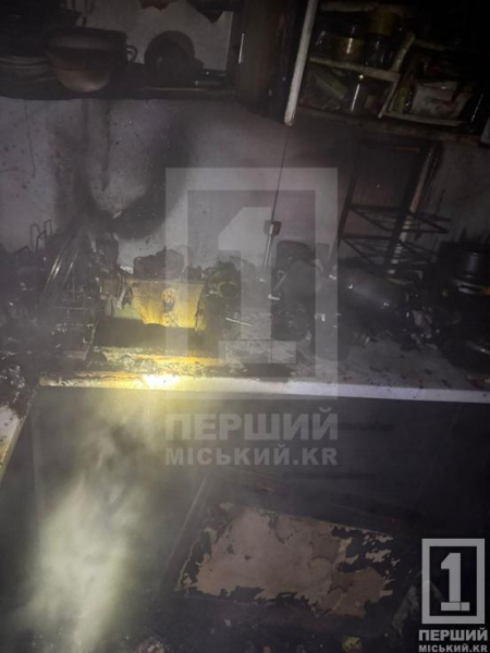 Євроремонт затьмарила чорна кіптява: у Покровському районі Кривого Рогу горіла квартира2