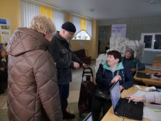 З 10 листопада у Кривому Розі стартувала шоста «хвиля» видачі безкоштовних продуктових наборів - одна з наймасштабніших у цьому році0