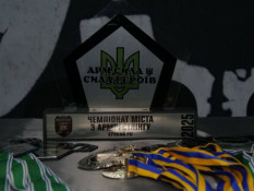 «АРМ  сила – сила героів»: у Кривому Розі провели міський чемпіонат з армрестлінгу до Дня ЗСУ9