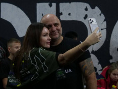 «АРМ  сила – сила героів»: у Кривому Розі провели міський чемпіонат з армрестлінгу до Дня ЗСУ8