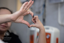 Діти, які на лікарняних ліжках опинилися через російську агресію1