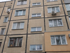 Для комфорту та безпеки криворіжців. У 2025 році  за підтримки міста буде замінено 3600 вікон у під’їздах «п’ятиповерхівок» на енергоефективні та капітально відремонтовано 13 ліфтів6