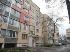 Для комфорту та безпеки криворіжців. У 2025 році  за підтримки міста буде замінено 3600 вікон у під’їздах «п’ятиповерхівок» на енергоефективні та капітально відремонтовано 13 ліфтів7