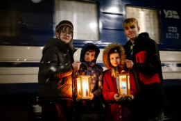 До Києва вчора увечері прибув Вифлеємський вогонь миру0