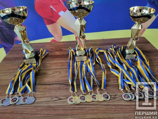 Доводили хто сильніший на татамі: у Кривому Розі за Кубок федерації змагалися юні самбісти1