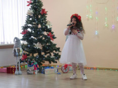 Голова Ради оборони Кривого Рогу Олександр Вілкул: Передаю слова вдячності від наших Захисників усім дітям Кривого Рогу, які взяли участь у проекті «Тепло для Героїв» та подарували їм тепло своїх сердець!5