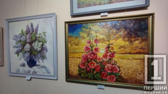 «Квіти залізного Криворіжжя»: у музеї-квартирі Григорія Синиці відкрилася виставка Олени Телятник2