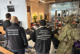 На Дніпропетровщині ліквідували черговий шахрайський кол-центр2