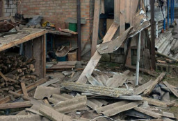 На Нікопольщині внаслідок російського обстрілу постраждала літня жінка8