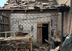 На Нікопольщині внаслідок російського обстрілу постраждала літня жінка6