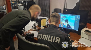 Нацполіція ліквідувала транснаціональну мережу шахрайських call-центрів: збитки — майже 50 млн грн0