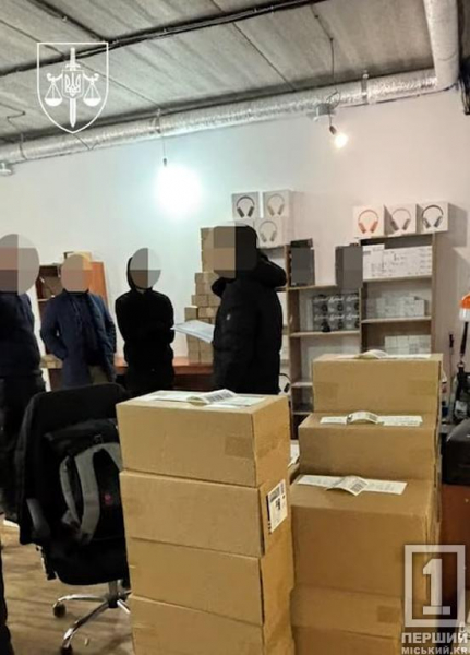Намагалися «виїхати» на багаторічній праці інших: викрито зловмисників, які торгували Україною підробками відомих брендів2