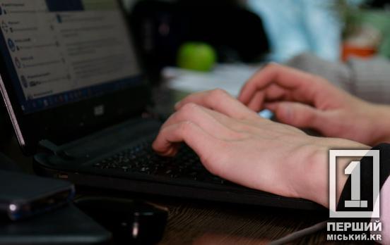 «Навіщо ми створюємо сайти для нашого ворога»: петиція про заборону російської в інтернеті набрала необхідну кількість голосів