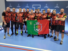 «Нескорені. Кривий Ріг» взяли бронзу на всеукраїнських змаганнях з волейболу сидячи0