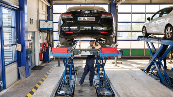 СТО - фото ілюстративне з відкритих джерел