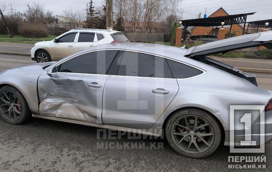 Перетнув дві суцільні та поводився дивно: Кривому Розі на вулиці Вільної Ічкерії сталася потрійна ДТП