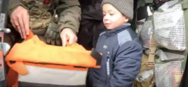 Під загрозою ударів КАБами: поліцейські екіпажу «Білі янголи» евакуювали мешканців Синельниківського району разом із п’ятирічним хлопчиком0