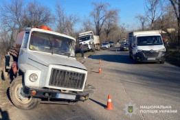 Поліція з’ясовує обставини ДТП з постраждалими за участі міського автобуса в Кривому Розі0