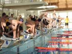 Понад 85 криворізьких ветеранів та членів їхніх сімей об'єднав у місті турнір з плавання в рамках VETERANS FAMILY GAMES1