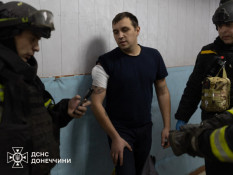 рф атакувала автомобіль українських надзвичайників, коли вони їхали на виклик про пожежу, поранено 4 – рьох службовців1