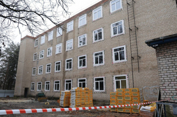 Реконструкція будівлі під житло для ВПО - фото управління преси виконкому Криворізької міськради