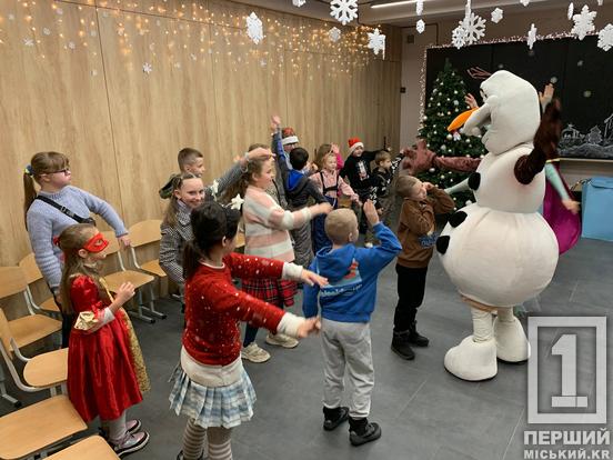 Свято, яке зігріло душі малечі: «Карітас. Кривий Ріг» подарував різдвяну казку дітям з особливими потребами1