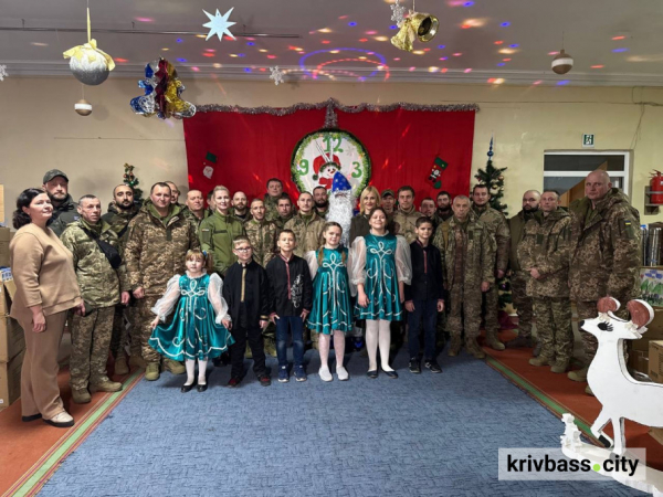 Тепло для Героїв: криворізькі школярі передали військовим розписані термоси1