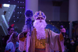 Турбота та свято попри все: у Кривому Розі триває видача подарунків та марафон різдвяних і новорічних заходів для дітей Захисників та Захисниць, а також тих, кому особливо потрібні тепло та увага0