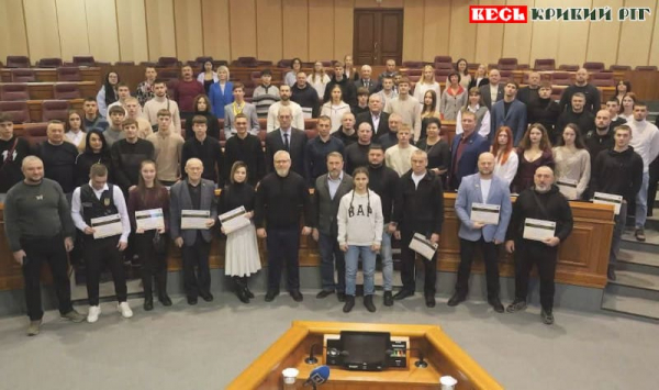 Провідні спортсмени Кривого Рогу отримали іменні стипендії від міста