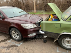 У Кривому Розі на вулиці Гетьманська зіткнулися два легковики0