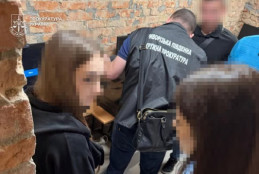 У Кривому Розі проректора вишу і двох його спільників судитимуть за організацію незаконної оборудки зі складання іспитів за гроші   2