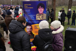 У Кривому Розі сьогодні відкрили вже шосту Алею Слави полеглим захисникам6